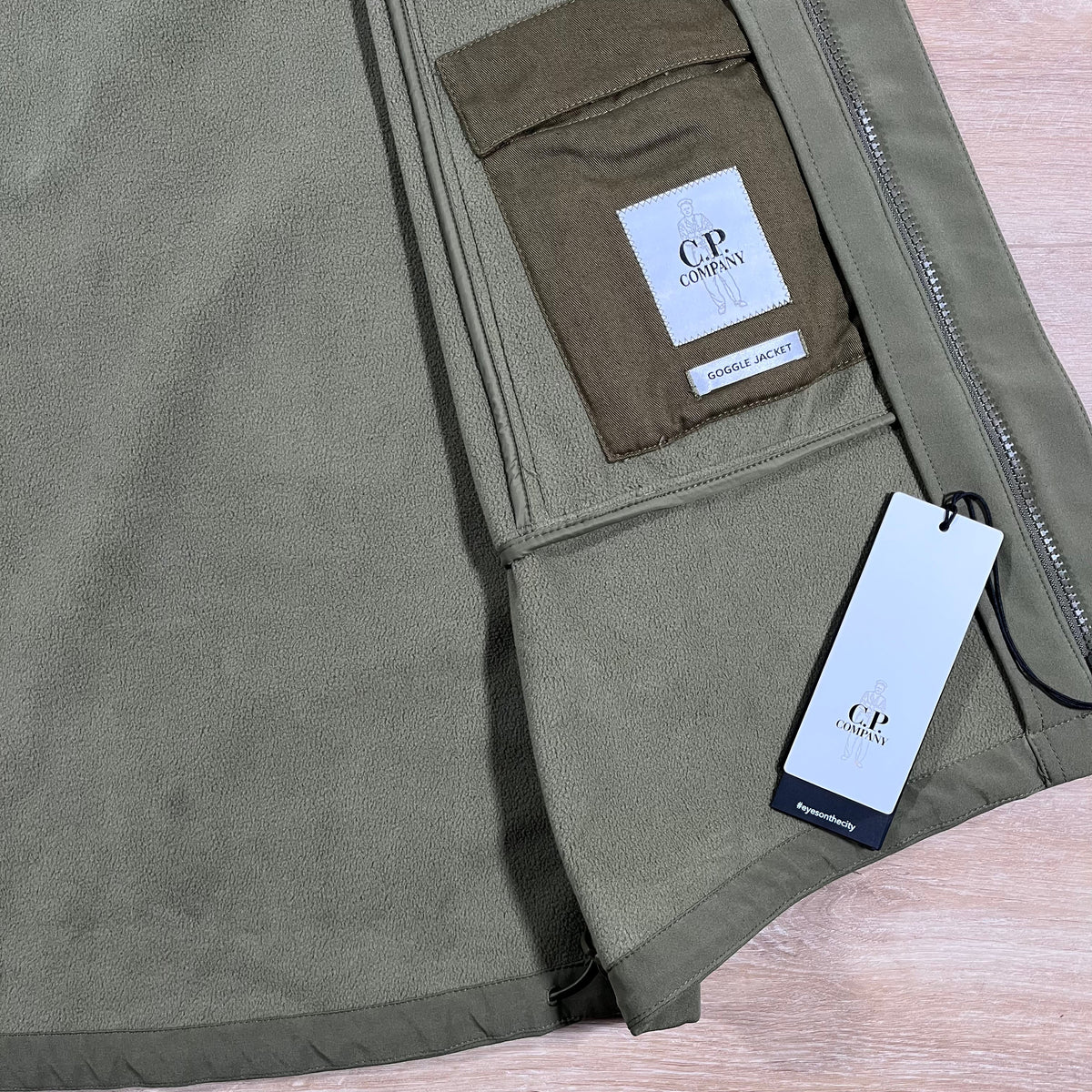 C.P. Company Shell-R Goggle Gilet in Elmwood Green