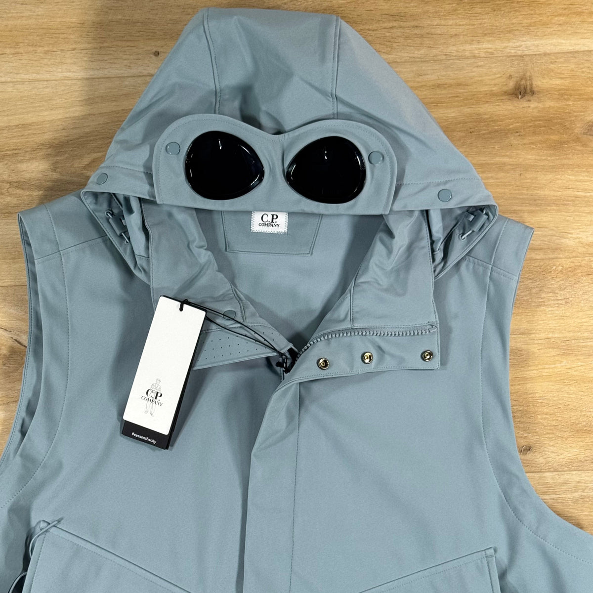 C.P. Company Shell-R Goggle Gilet in Silver Blue